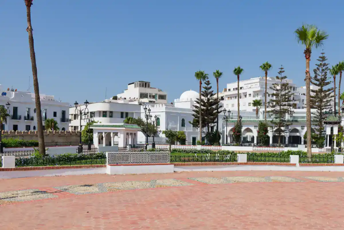 Tétouan sous l'ère Wattasside : un voyage dans le temps pour comprendre le lien historique entre la dynastie et la reconstruction de la ville par les réfugiés d'Andalousie.